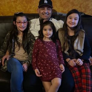 Meet your Posher, Marcos